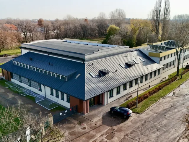 Kompleks sportowo–noclegowy / Inowrocław