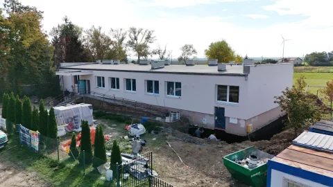Zbliżamy się do końca termomodernizacji świetlicy wiejskiej w Sławsku Wielkim